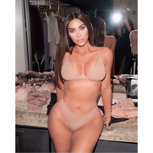 SKIMS FITS EVERYBODY TRIANGLE BRALETTE | STYLE: BR-TRI-2024 |COLOR: CLAY |NEWNWT - Picture 3 of 11